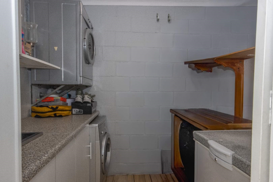3 Bedroom Property for Sale in Royal Ascot Western Cape